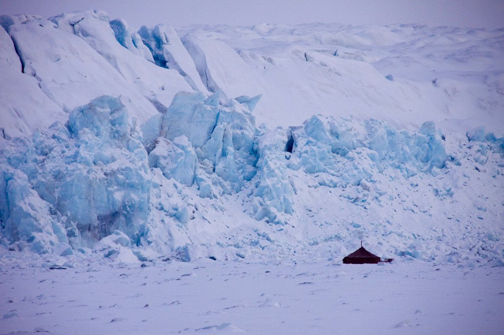 IMG_4126.jpg - eine Russische Polarstation, nur sicher für Russen